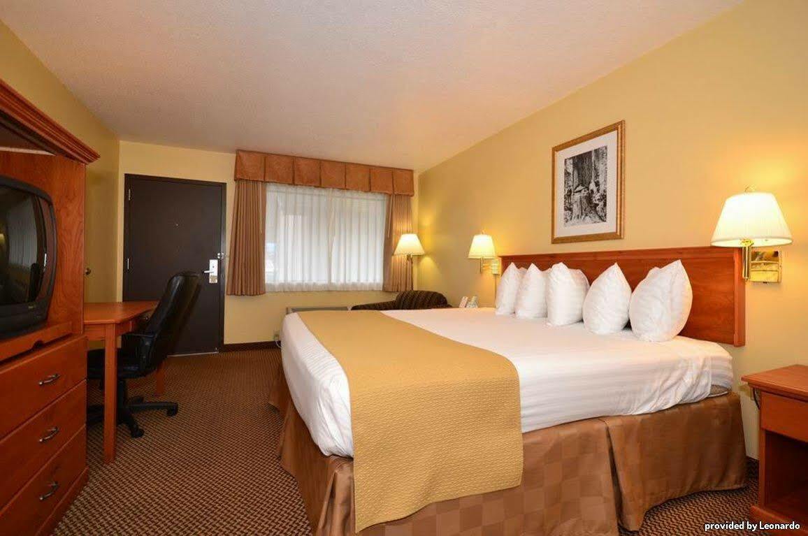 Oakridge Inn & Suites Ruang foto